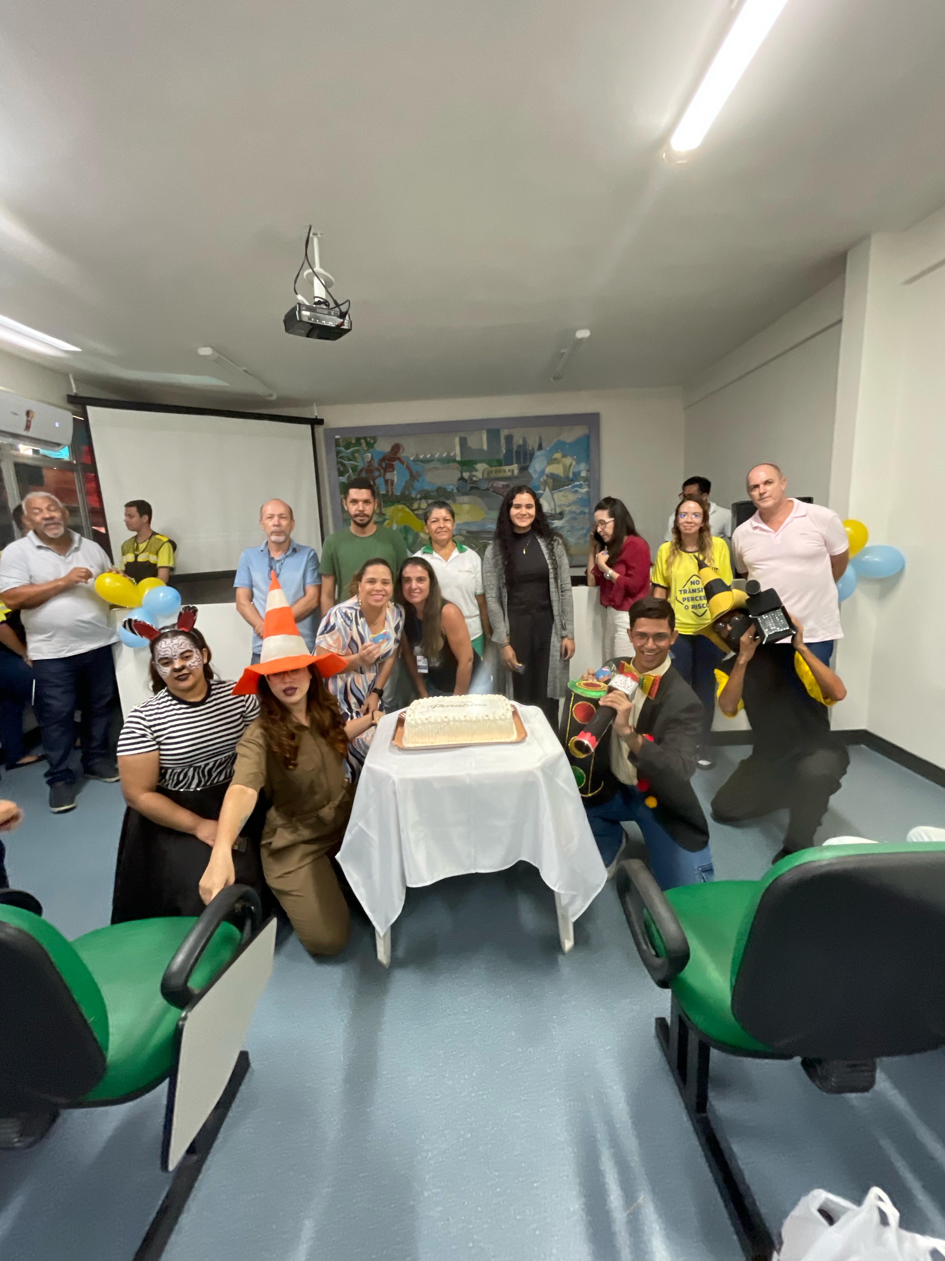 SMTT de Aracaju celebra aniversariantes de março com momento de integração e reflexão - SMTT Aracaju